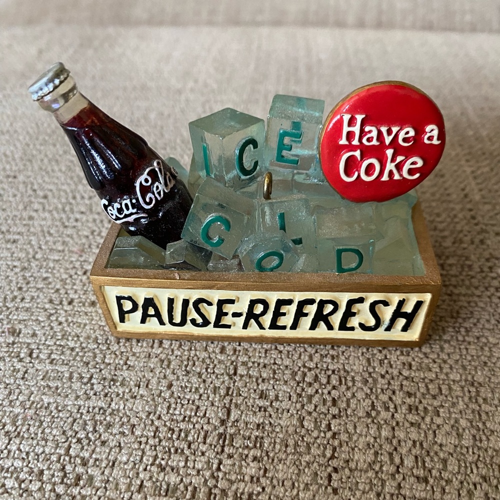 2002 Coca Cola “Pause Refreshed” ornament